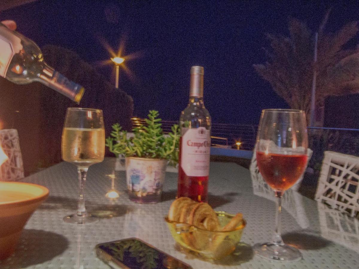 Infinity Luxury Sea View Apartment With Private Garden Arenales del Sol Exteriör bild