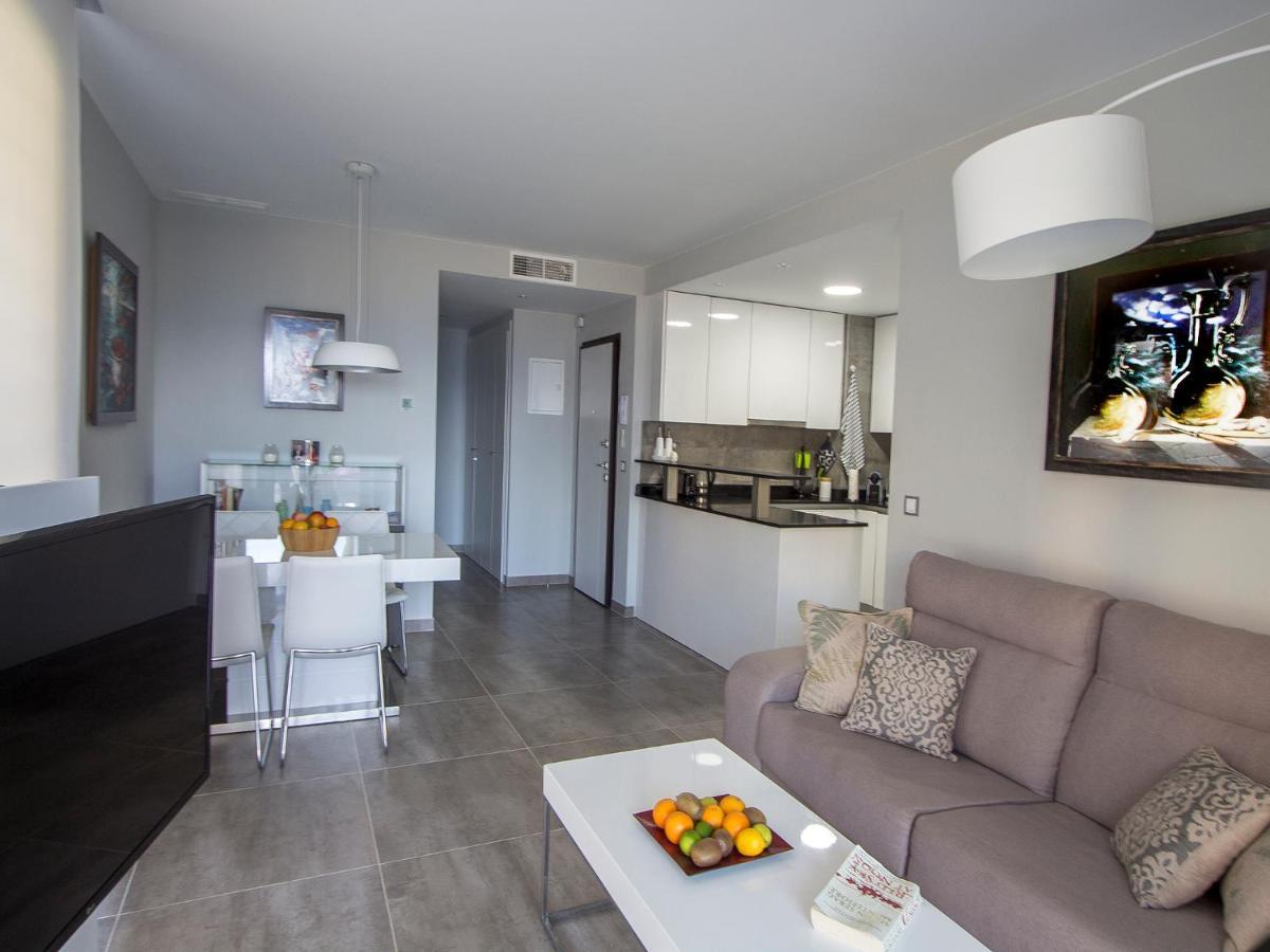 Infinity Luxury Sea View Apartment With Private Garden Arenales del Sol Exteriör bild