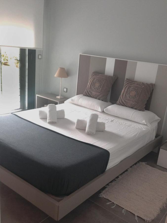 Infinity Luxury Sea View Apartment With Private Garden Arenales del Sol Exteriör bild